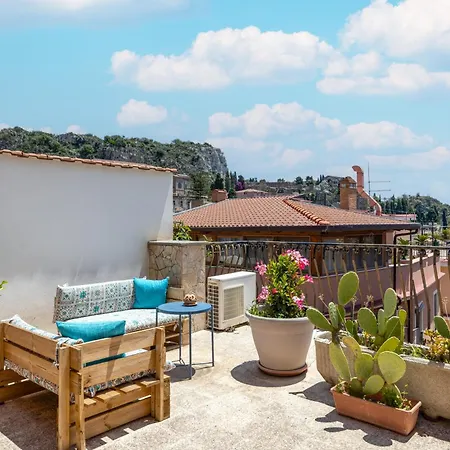 Medusa Exclusive Rooftop Apartment Taormina